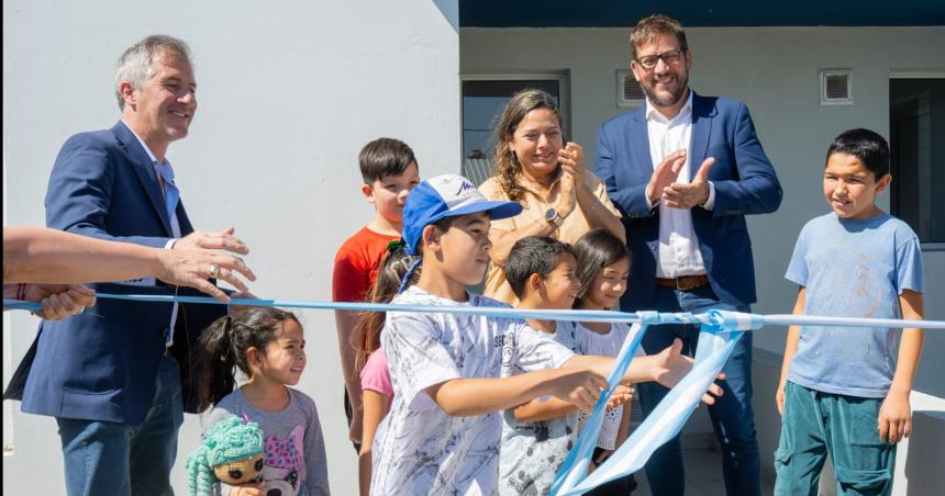 Plan Mi Casa- ocho familias de Macachiacuten recibieron las llaves de sus nuevas viviendas