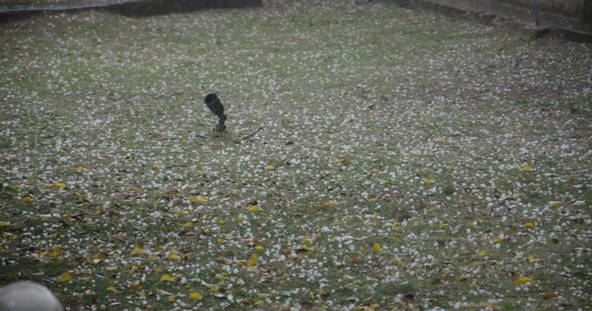 Lluvia y granizo en Santa Rosa