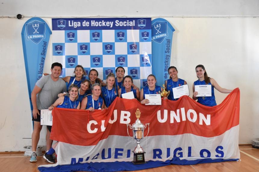 Los campeones de la Liga Social de hockey