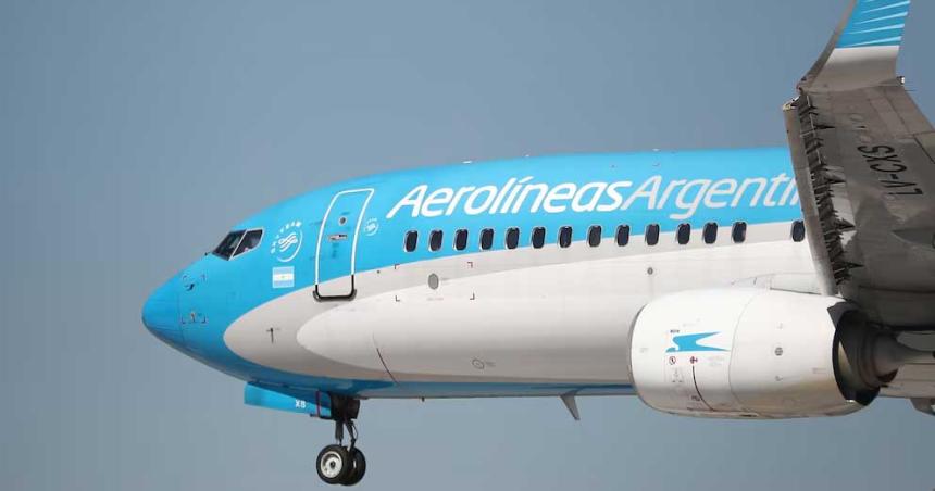 El Gobierno ratificoacute que va a terminar con Aeroliacuteneas Argentinas si no aceptan su privatizacioacuten