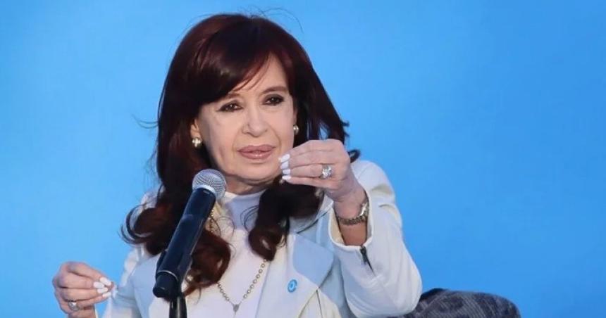 Pequentildeo dictadorzuelo- Cristina Kirchner le respondioacute a Javier Milei tras la quita de la jubilacioacuten