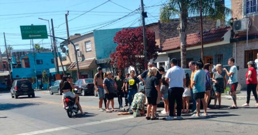 Ladroacuten intentoacute asaltar a un policiacutea de civil y terminoacute muerto