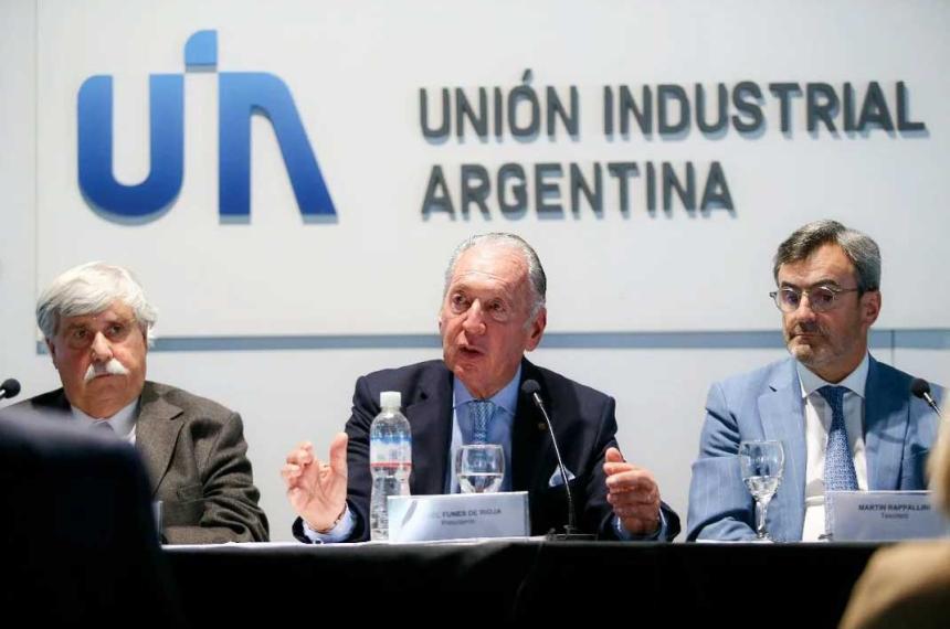 Los industriales salieron a torpedear la apertura importadora y reclaman igualdad de condiciones