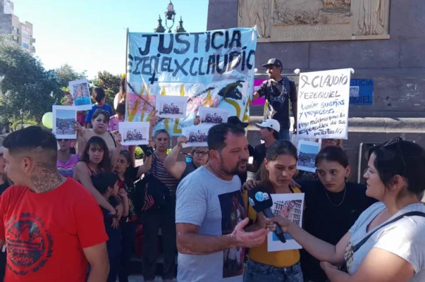 Marchan por pedido de Justicia por los operarios muertos