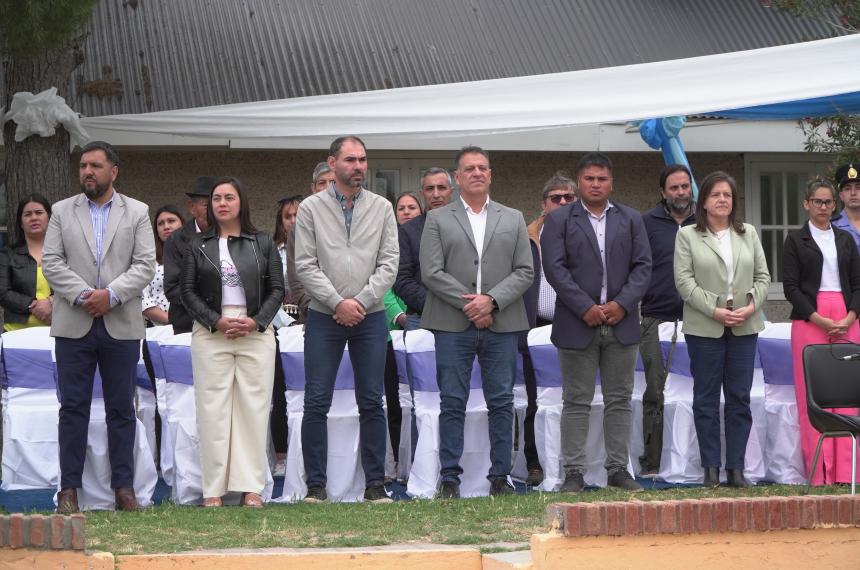 El Gobierno acompantildeoacute el 131 aniversario de Pueleacuten