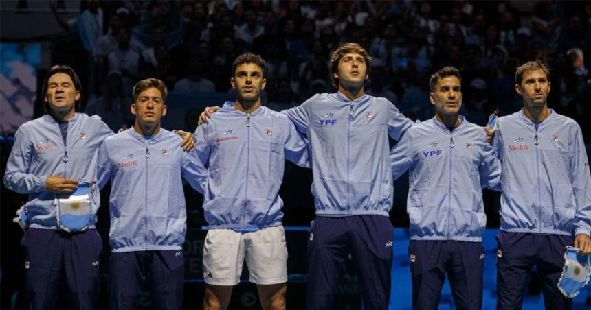 Argentina no aprovechoacute su ventaja y quedoacute eliminada ante Italia de la Copa Davis