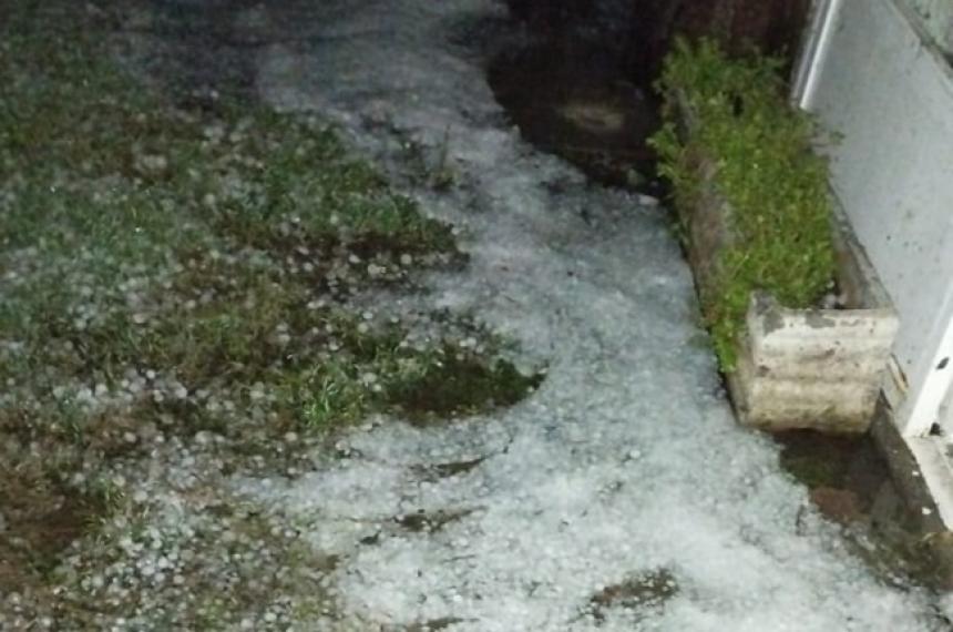 Otra vez cayoacute granizo en Santa Isabel