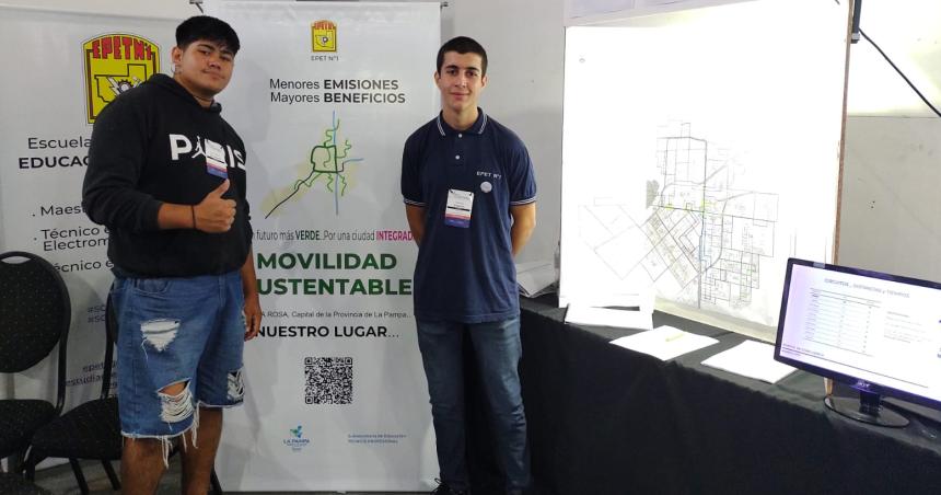 Estudiantes pampeanos participan en Feria Nacional de Artes Ciencias y Tecnologiacutea