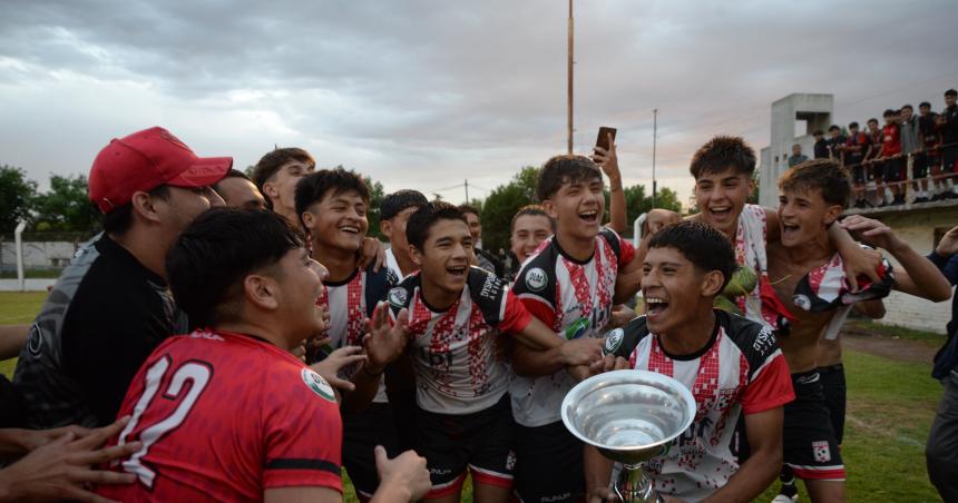 La Liga del Oeste fue un justo campeoacuten del Sub-15