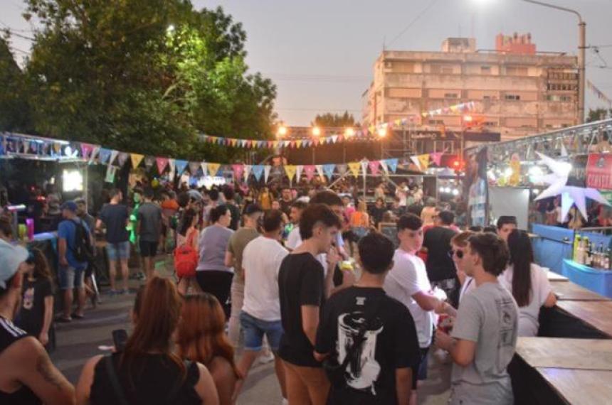 La Facultad de Exactas y Naturales en el Festival de Calles