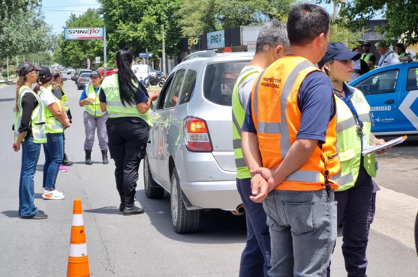 Capacitaron a agentes de traacutensito de diversas jurisdicciones