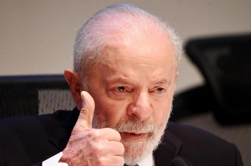 Lula fue operado de urgencia por una hemorragia intracraneal