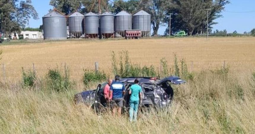 Cuatro pampeanos heridos en un vuelco en la ruta 5