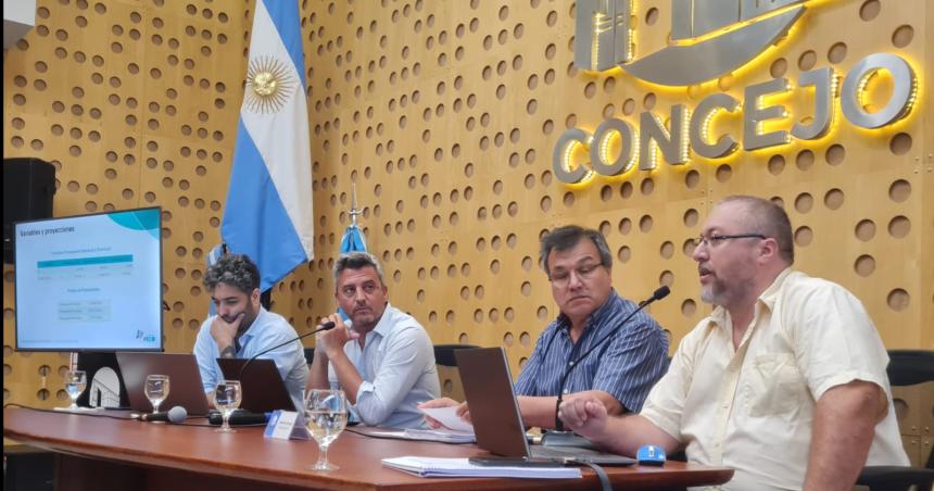 Comenzaron las exposiciones de funcionarios por el Presupuesto 2025 en Pico