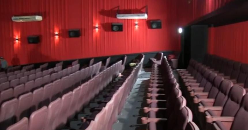 (Con video) Este lunes reabriraacute el cine de Monte Hermoso