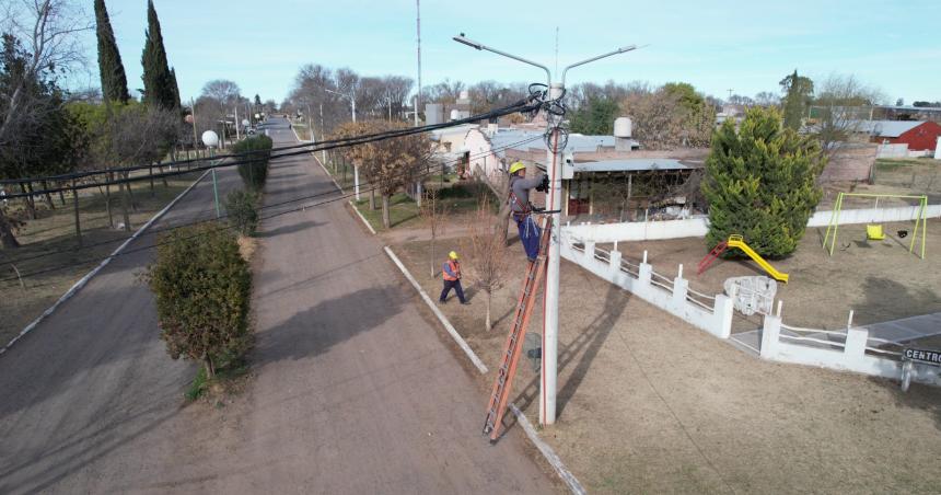 Maacutes de 7300 hogares se conectaron a la fibra oacuteptica provincial durante 2024