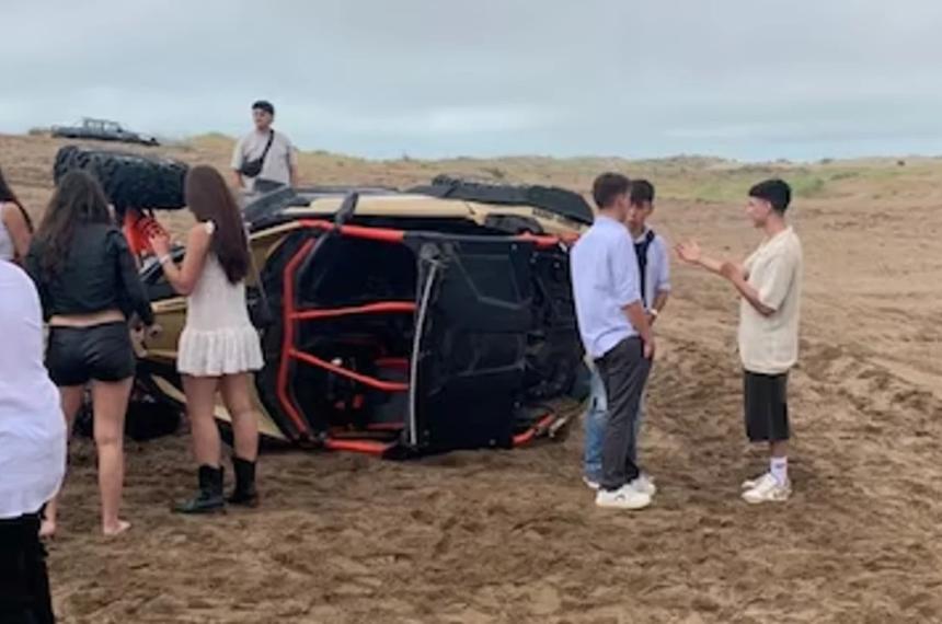 Monte Hermoso- una discusioacuten por el geacutenero de la muacutesica terminoacute con tres atropellados