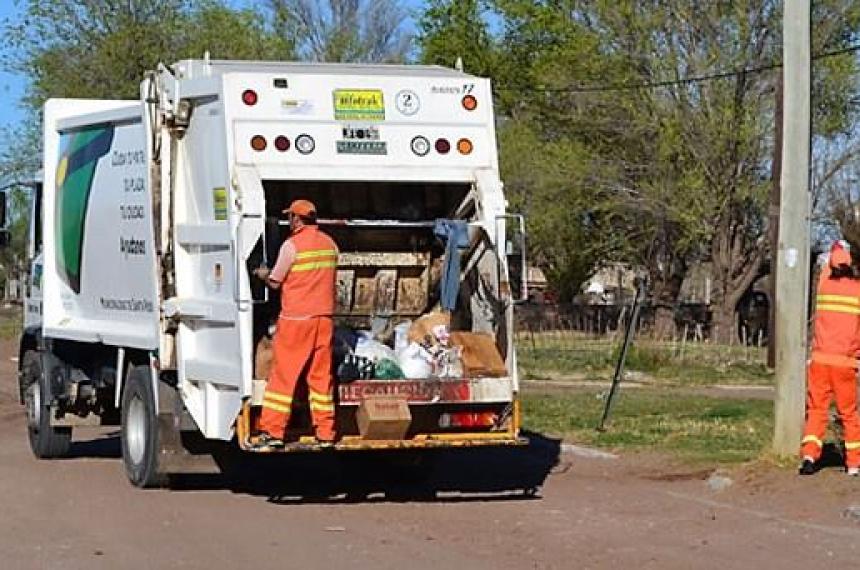 Desde la UCR insisten en reclamar a di Naacutepoli los costos de los servicios