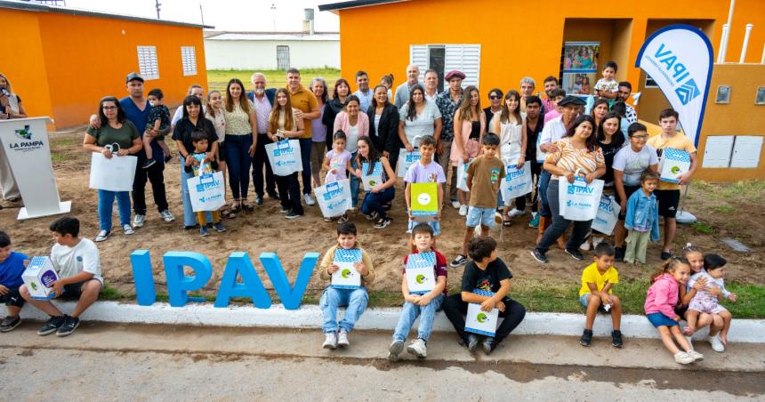 Rechazo a la disolucioacuten del Fondo  para la Vivienda Social- tener casa propia no es un lujo ni un privilegio