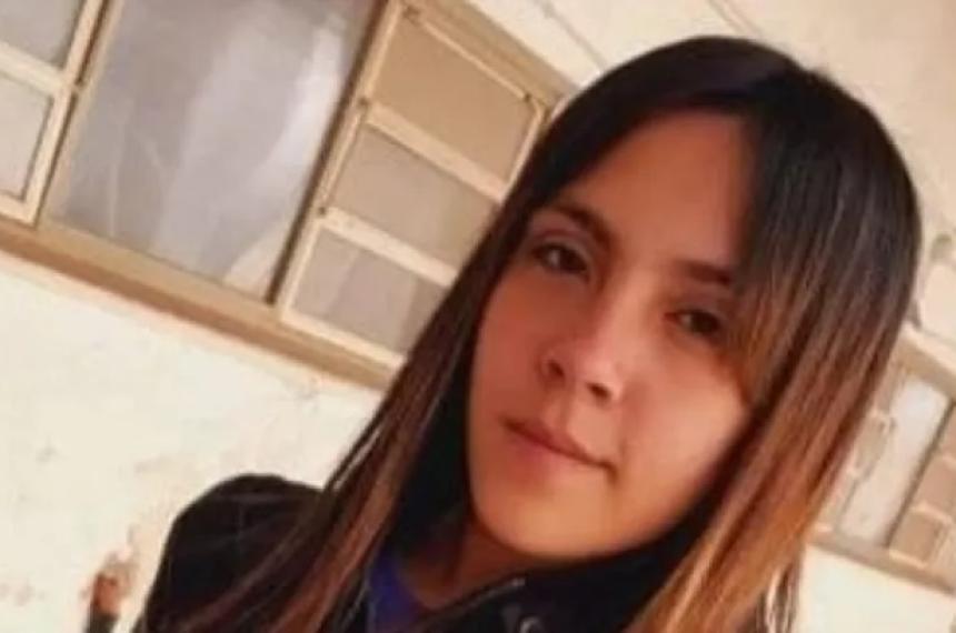 Continuacutea la buacutesqueda de una adolescente de Santa Rosa