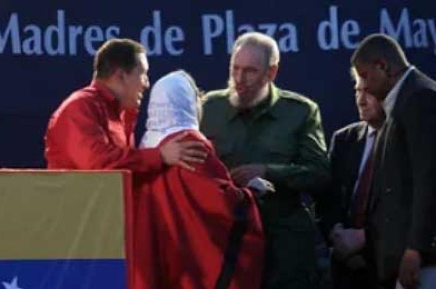 Madres de Plaza de Mayo apoyoacute a Maduro- Que tenga fortaleza para seguir la Revolucioacuten Bolivariana