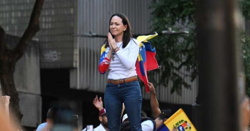 La dictadura de Maduro secuestroacute y luego liberoacute a Mariacutea Corina Machado en Venezuela