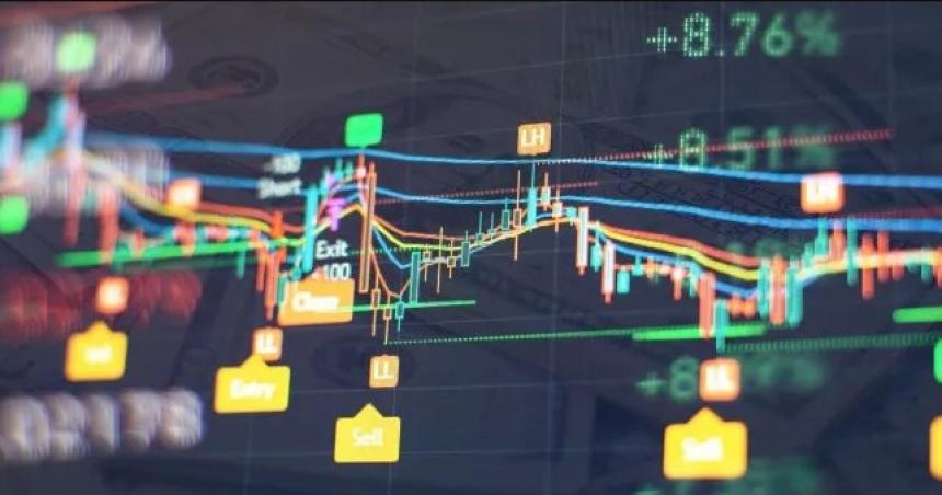 Las acciones del SampP Merval rebotaron hasta 4-en-porciento- y el riesgo paiacutes bajoacute a nuevo miacutenimo desde 2018