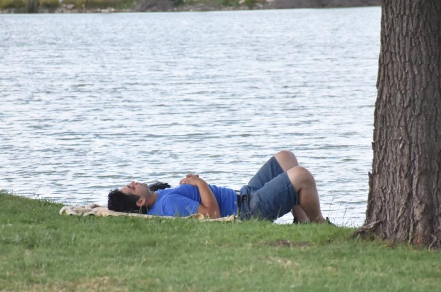 Calor y viento para este domingo en Santa Rosa