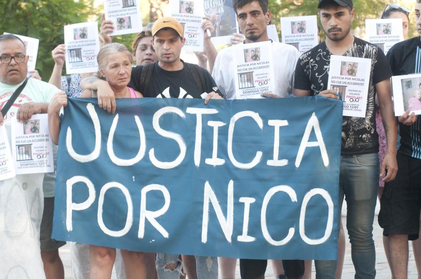 Pico- marcha en reclamo de justicia por la muerte de Nicolaacutes Chiaraviglio