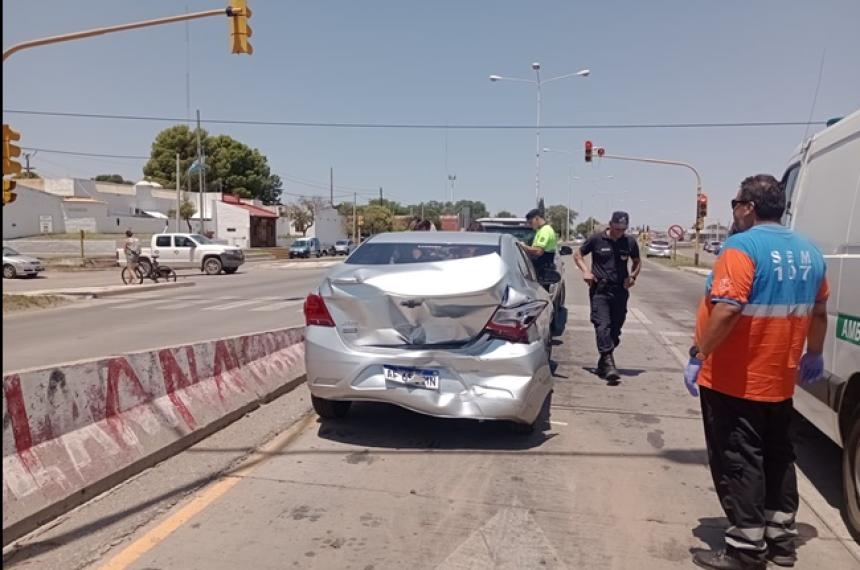 Triple choque en Circunvalacioacuten y Tierno