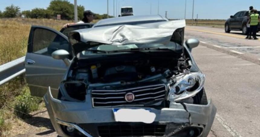 Chocaron dos autos en el cruce de las rutas 35 y 20