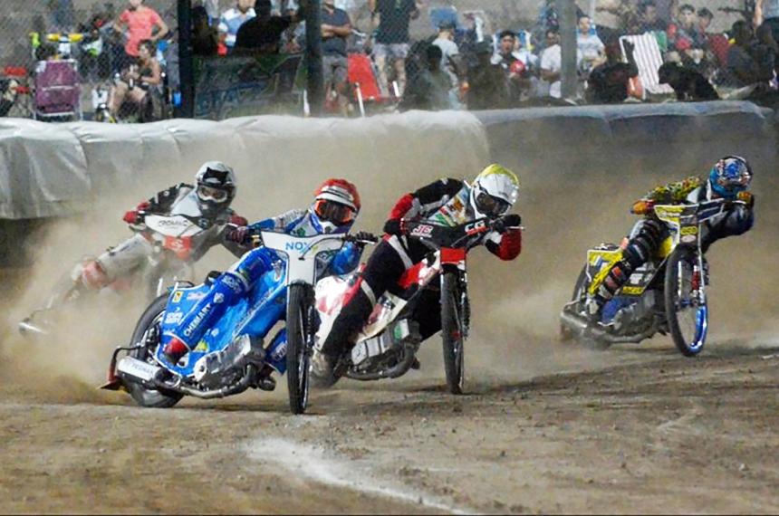 Dominio de los polacos en la cuarta fecha del Speedway en Bahiacutea