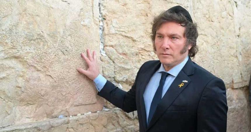 Javier Milei obtuvo el Premio Nobel Judiacuteo por apoyar a Israel y a las viacutectimas del terrorismo