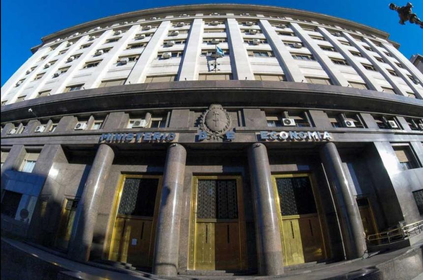 La deuda puacuteblica aumentoacute en USD 96042 millones durante 2024