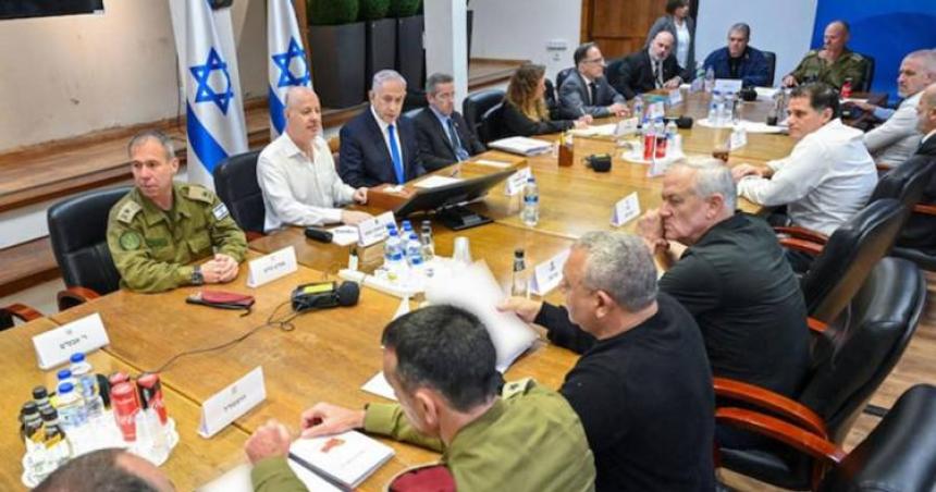 El gabinete de seguridad de Israel aproboacute el cese al fuego con Hamas y se acelera el proceso para liberar a los rehenes