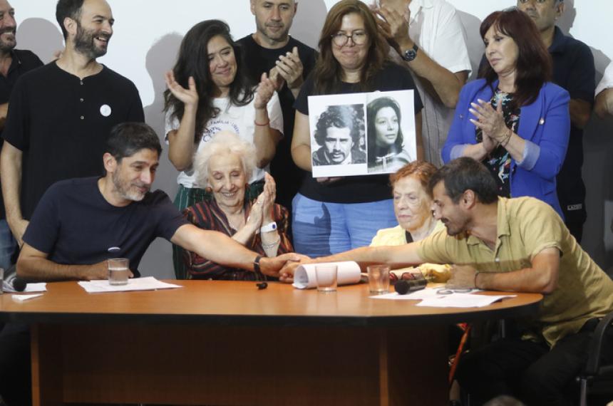 Abuelas de Plaza de Mayo anunciaron la restitucioacuten de la nieta 139