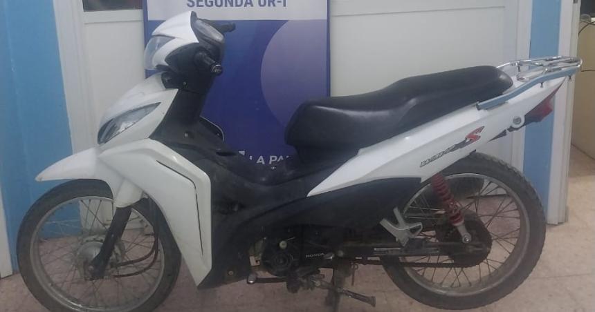 Recuperan otra moto robada