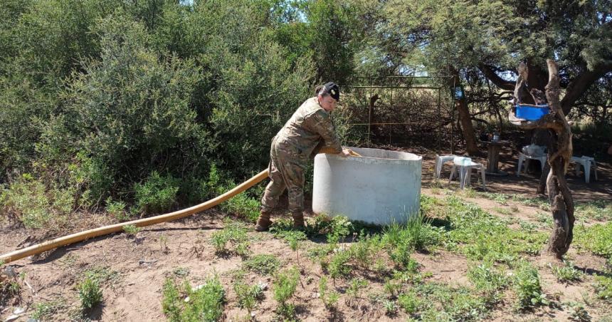 Distribucioacuten de agua potable en zonas sin red en Santa Rosa