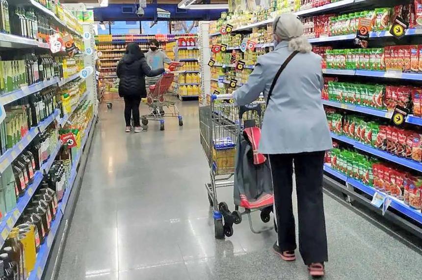 Las ventas en supermercados de La Pampa cayeron un 94-en-porciento-