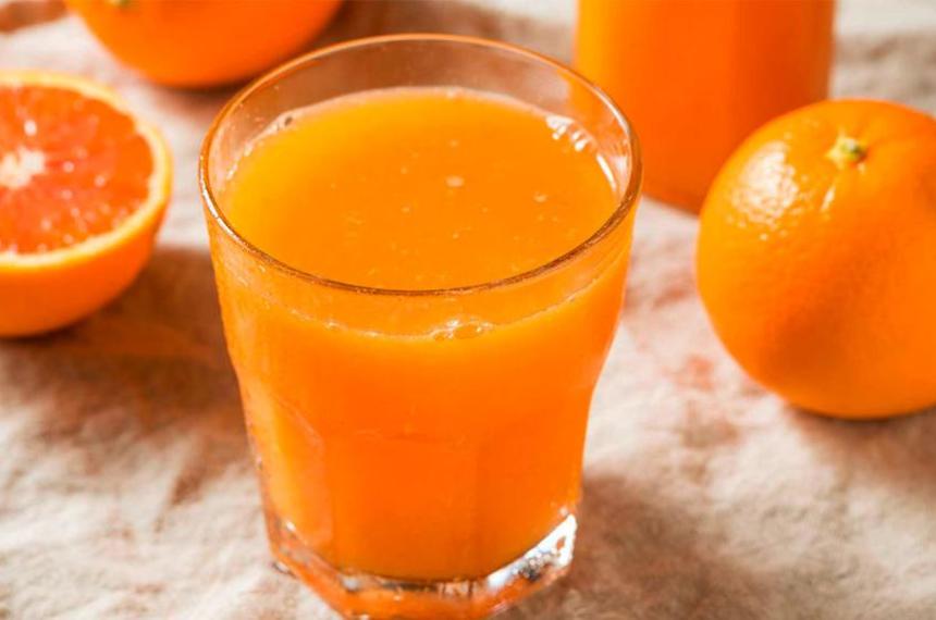 Beber jugo de naranja todos los diacuteas- iquestpuede afectar a los rintildeones