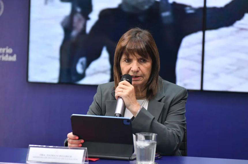 Roban 7000000 a un familiar de la ministra Patricia Bullrich