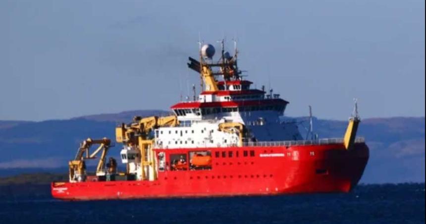 Violacioacuten de soberaniacutea- un buque ingleacutes navegoacute por Tierra del Fuego con bandera de las Falklands