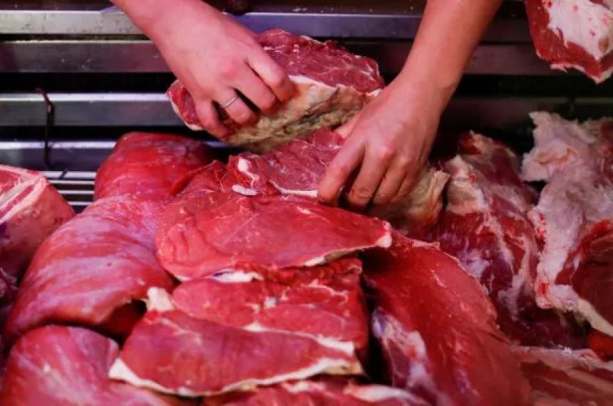 La carne aumenta hasta 10-en-porciento- en medio de una caiacuteda histoacuterica del consumo