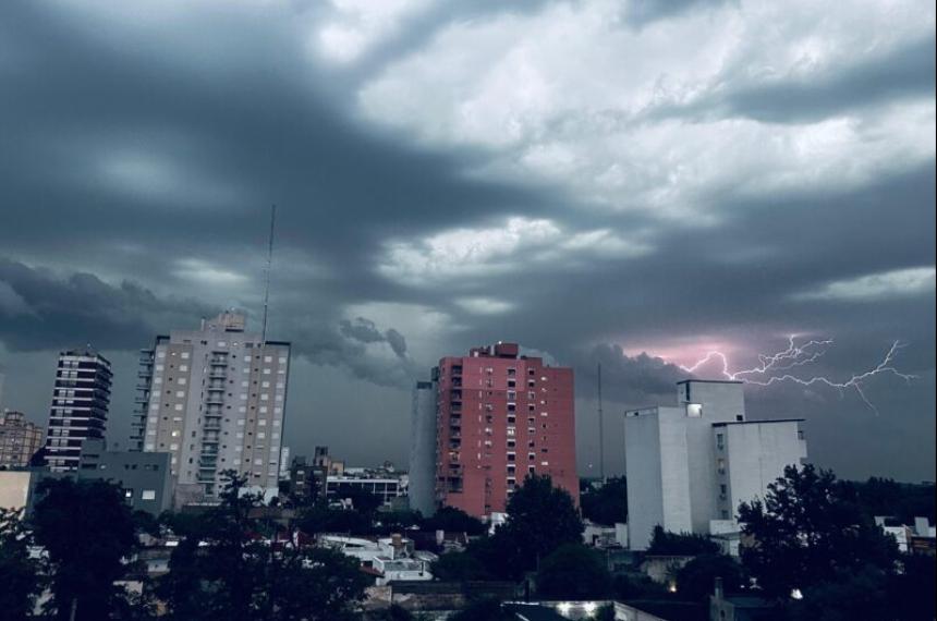 La lluvia trajo algo de alivio y afloja un poco el calor