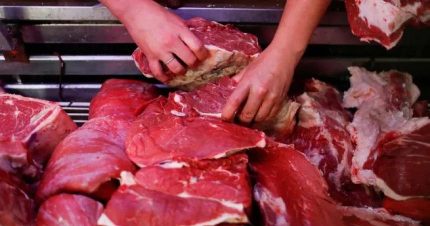 La carne aumenta hasta 10-en-porciento- en medio de una caiacuteda histoacuterica del consumo