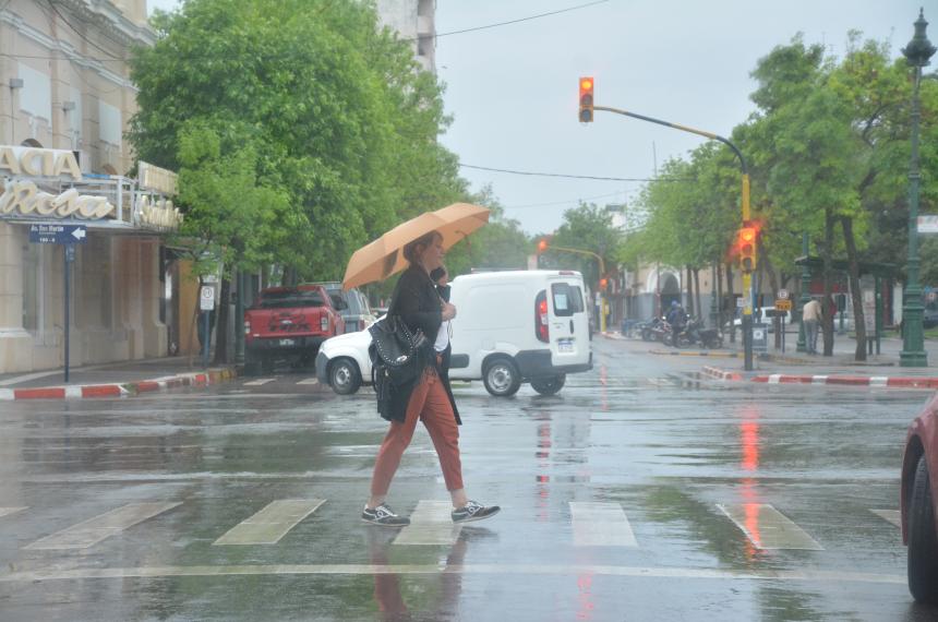 Descenso de la temperatura y lluvias para Santa Rosa