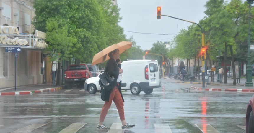 Descenso de la temperatura y lluvias para Santa Rosa