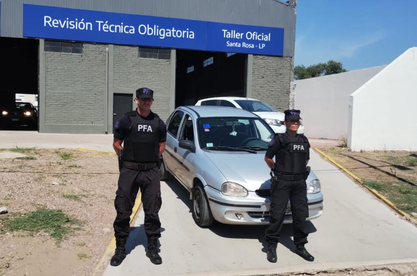 RTO en Santa Rosa- la Policiacutea Federal allanoacute el taller de Teacutecnica Sur