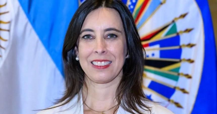 Cavallo criticoacute la poliacutetica econoacutemica del Gobierno y Milei echoacute a su hija de la OEA