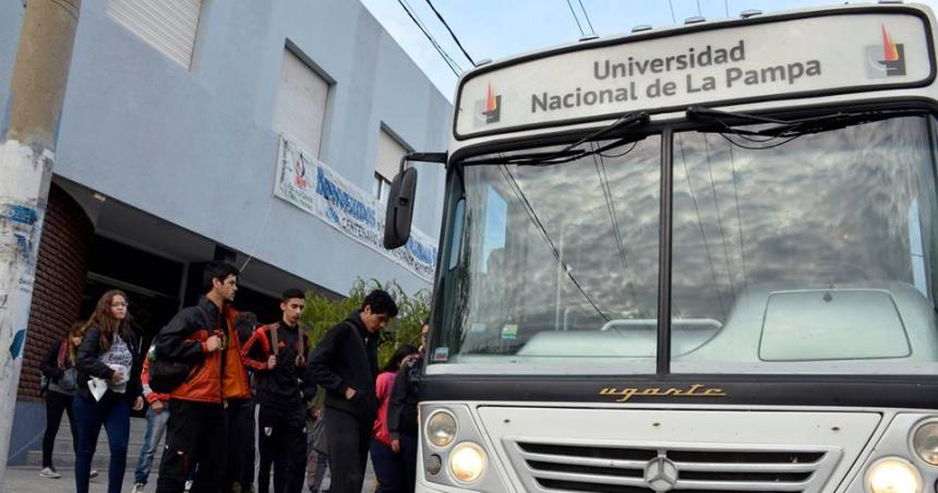 Nuevos horarios del transporte gratuito al Campus de la UNLPam